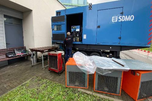 Нагрузочные испытания дизельных генераторов SDMO D440 и PRAMAC GSW275